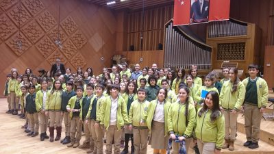 Necdet Seçkinöz Ortaokulu Korosu
